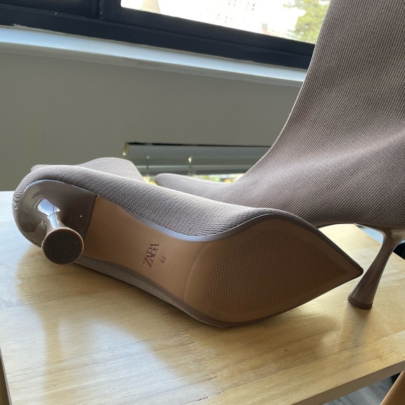 Zara tan stretch booties!  Size 40.  Worn once.  3inch heel. - Picture 3 of 4